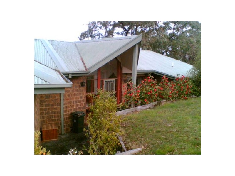 86 Willow Rd, Frankston VIC 3199