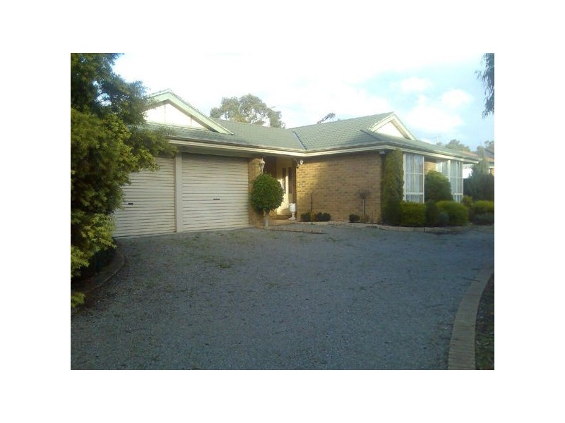 6 Lois Court, Langwarrin VIC 3910