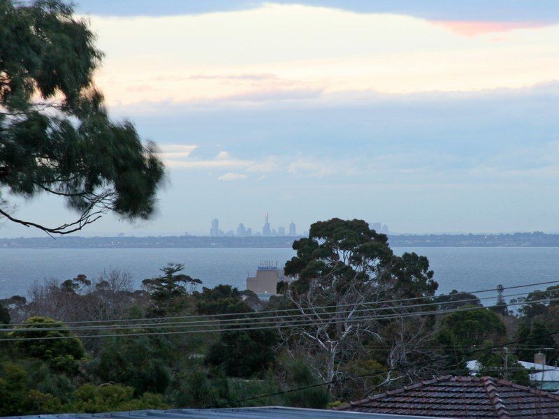 38  Towerhill Rd, Frankston South VIC 3199