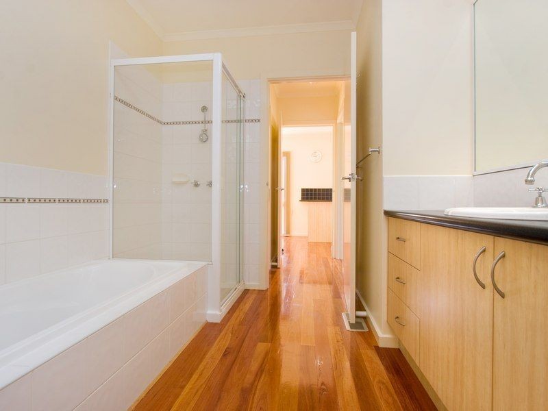 6A Wahgunyah Cres, Langwarrin VIC 3910