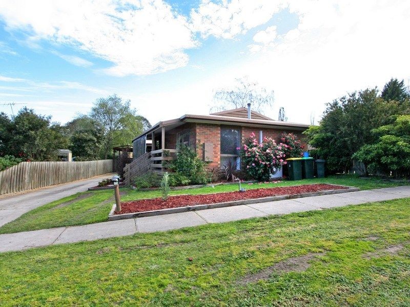 5B Greenacres Court, Langwarrin VIC 3910