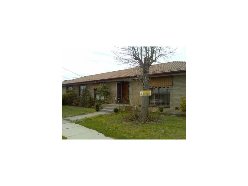 1 Cornell Court, Frankston VIC 3199