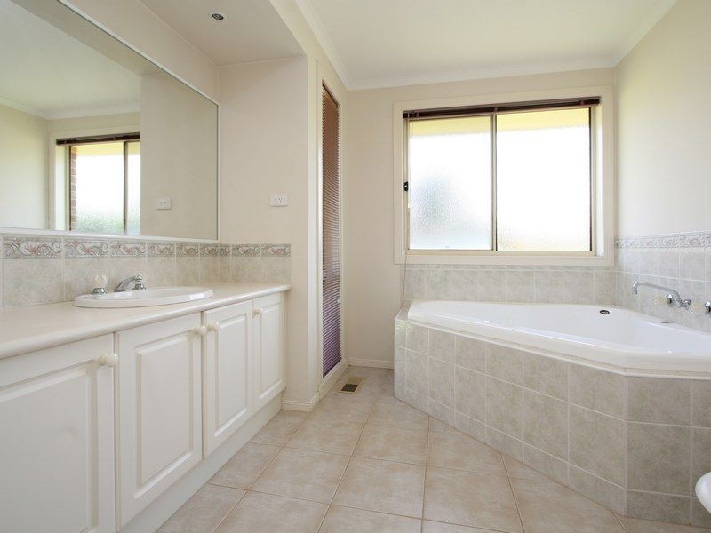 Junction Village VIC 3977