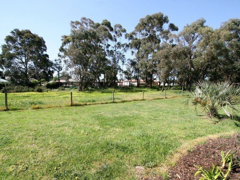 Junction Village VIC 3977