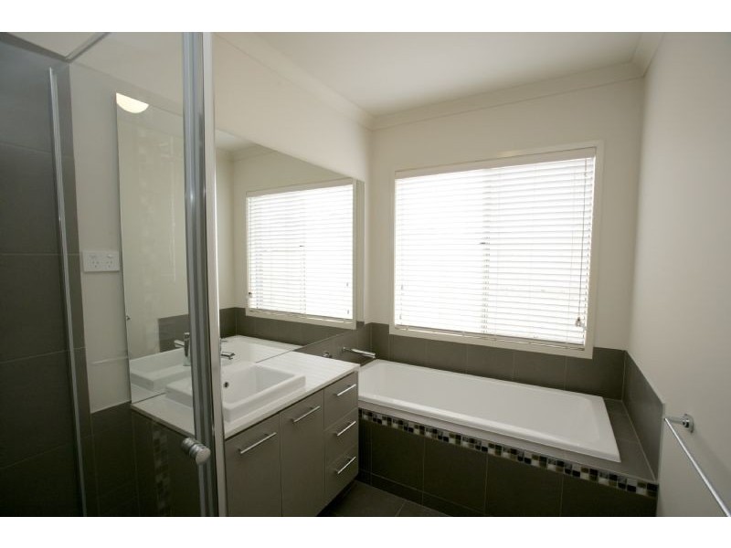 15 Dunmore Close, Langwarrin VIC 3910