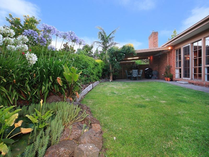 9 Chatswood Avenue, Langwarrin VIC 3910