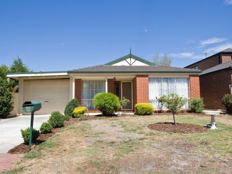 18 Landhill Close, Langwarrin VIC 3910