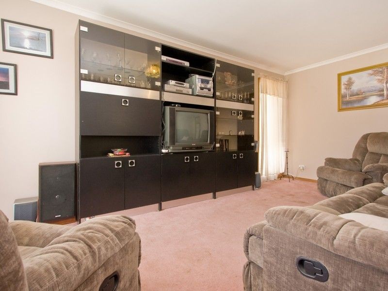 18 Landhill Close, Langwarrin VIC 3910