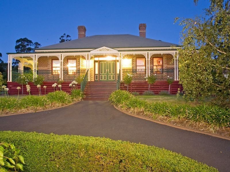 5 Leisureland Drive, Langwarrin VIC 3910