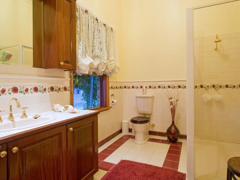 5 Leisureland Drive, Langwarrin VIC 3910