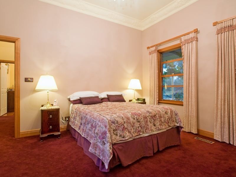 5 Leisureland Drive, Langwarrin VIC 3910