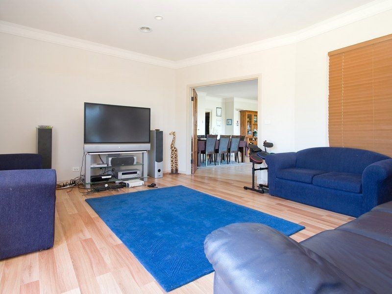 3 Bottlebrush Court, Langwarrin VIC 3910