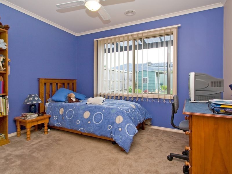 35 Appleberry Avenue, Langwarrin VIC 3910