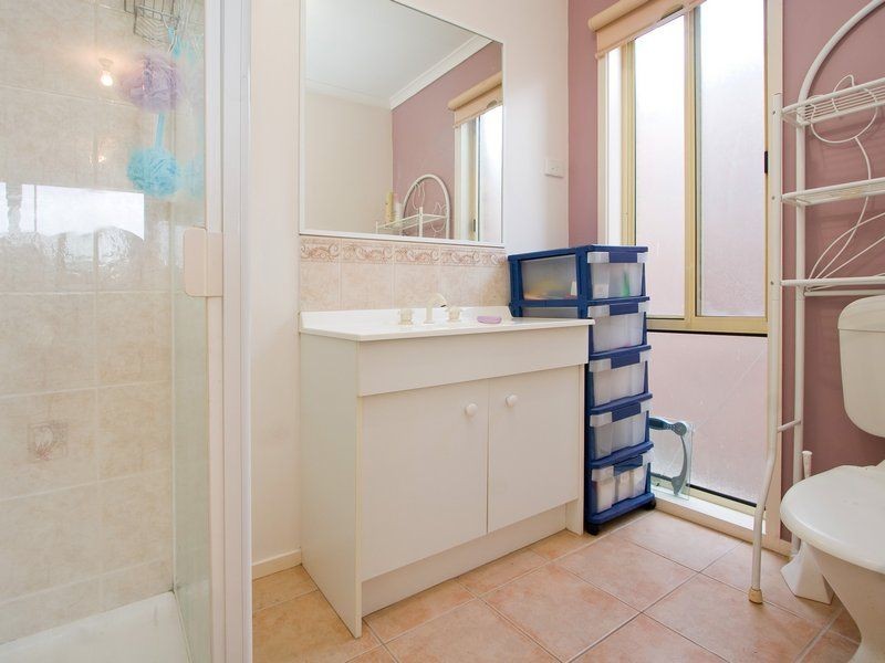 70 Gum Nut Drive, Langwarrin VIC 3910