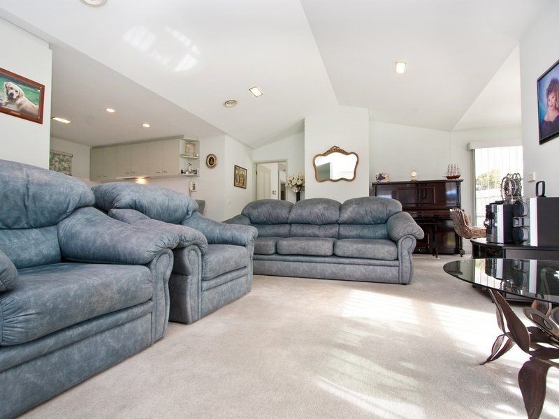 8 Fern Mews, Langwarrin VIC 3910