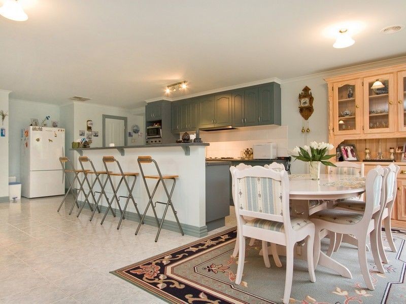 4 King Orchid Drive, Langwarrin VIC 3910