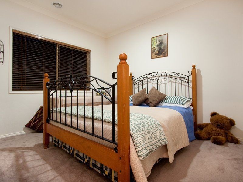 81 Apple Berry Ave, Langwarrin VIC 3910