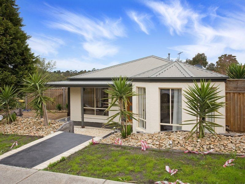1 Sage Court, Langwarrin VIC 3910