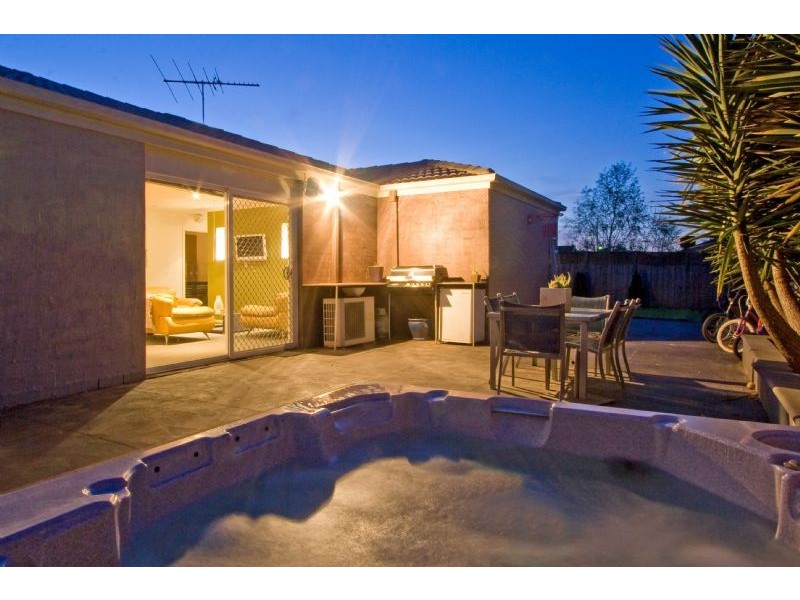 12 Ebony Drive, Langwarrin VIC 3910