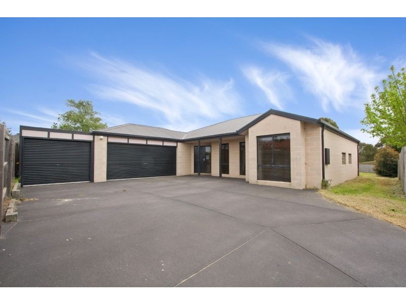 24 Evergreen Way, Langwarrin VIC 3910