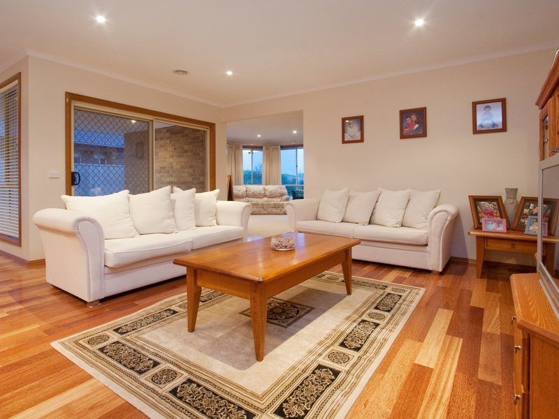 8 Collina Court, Langwarrin VIC 3910