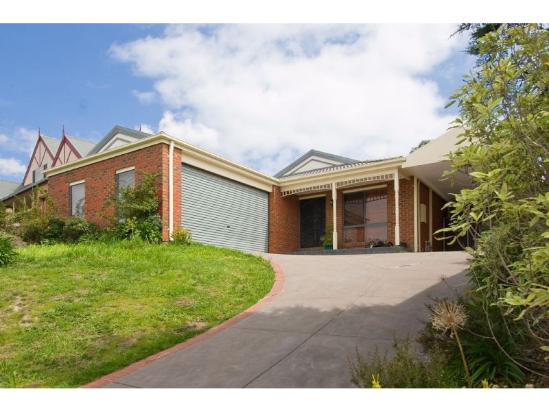 25 Julie Crt., Langwarrin VIC 3910