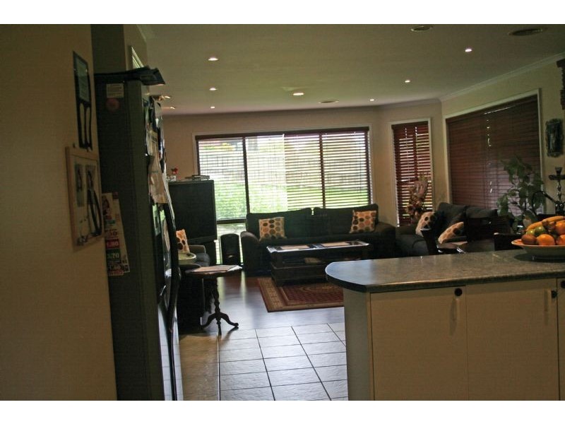 25 Julie Crt., Langwarrin VIC 3910