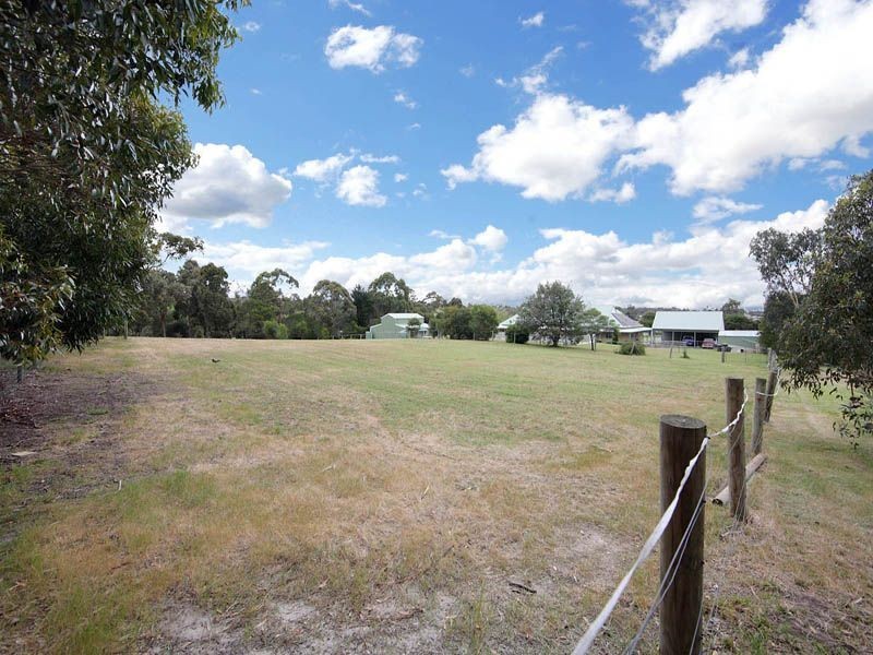 4 Kingston Rd., Langwarrin VIC 3910