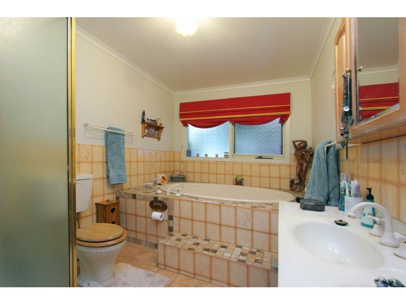 9 Colin Court, Langwarrin VIC 3910