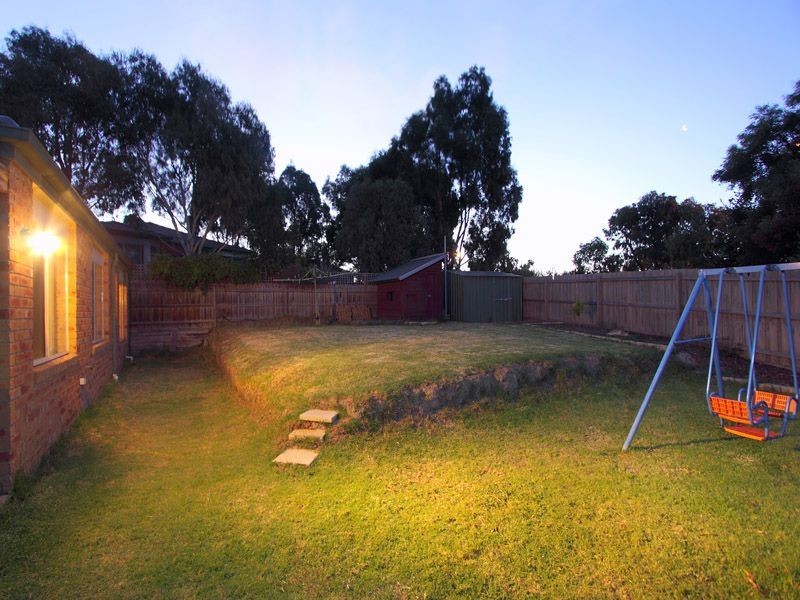 15 Julie Court, Langwarrin VIC 3910