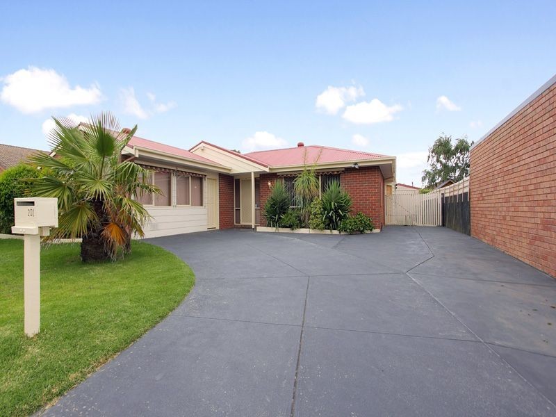 201 Centre Road, Langwarrin VIC 3910