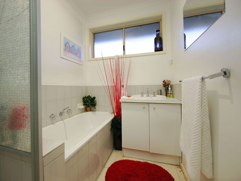 6 Waralong Court, Langwarrin VIC 3910