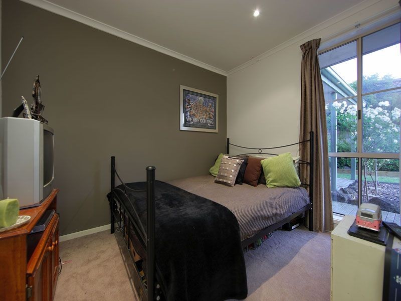 6 Waralong Court, Langwarrin VIC 3910