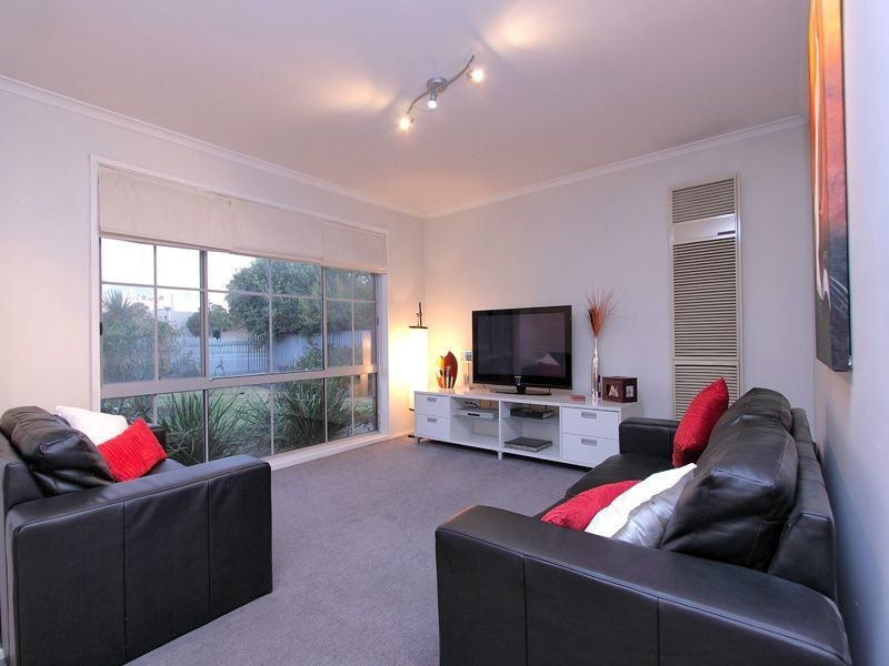 2/85 Warrandyte Road, Langwarrin VIC 3910