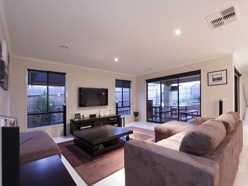 6 Elemes Court, Langwarrin VIC 3910