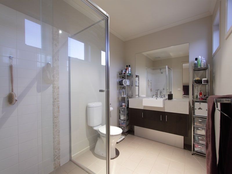 6 Elemes Court, Langwarrin VIC 3910