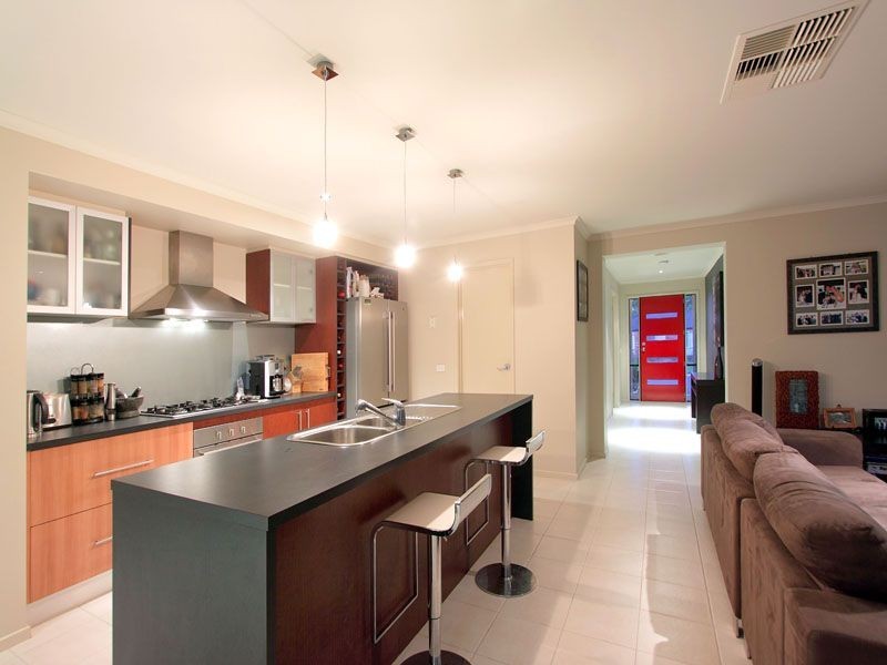 6 Elemes Court, Langwarrin VIC 3910