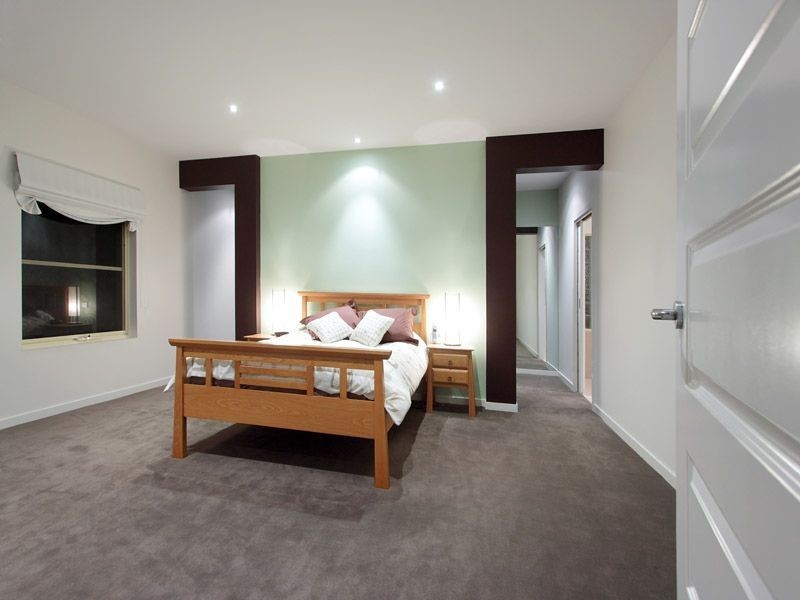 2 Martlesham Court, Langwarrin VIC 3910