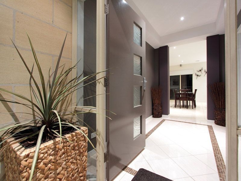 2 Martlesham Court, Langwarrin VIC 3910