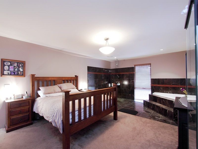 1 Trentham Way, Langwarrin VIC 3910
