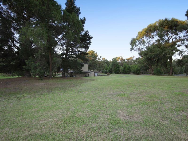 520 Robinsons Rd, Langwarrin VIC 3910