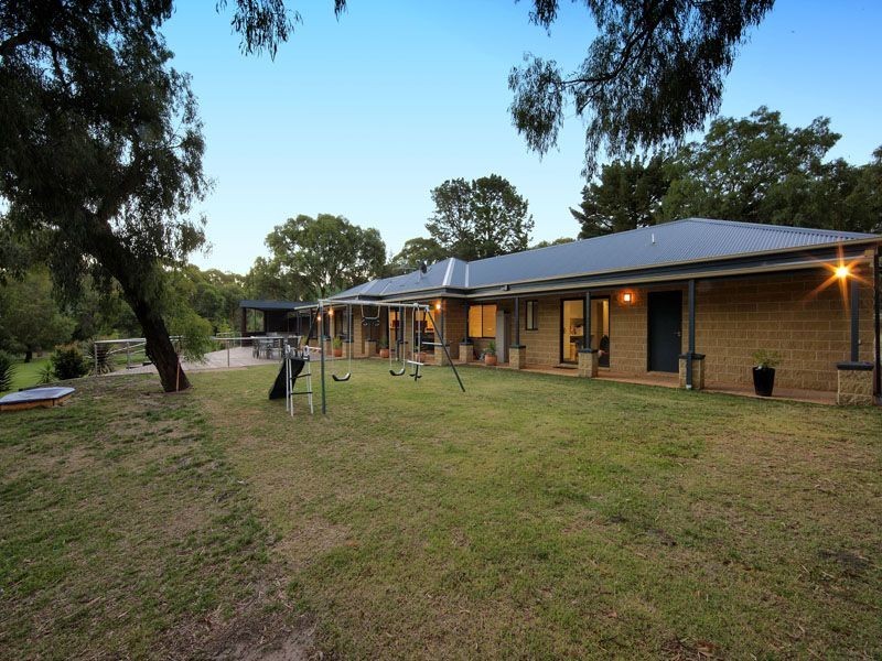 520 Robinsons Rd, Langwarrin VIC 3910