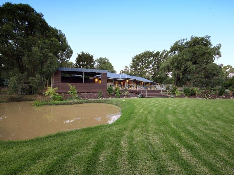 520 Robinsons Rd, Langwarrin VIC 3910