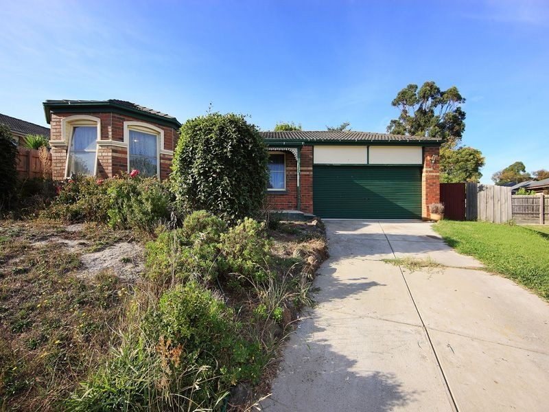 21 Bianco Crt, Langwarrin VIC 3910