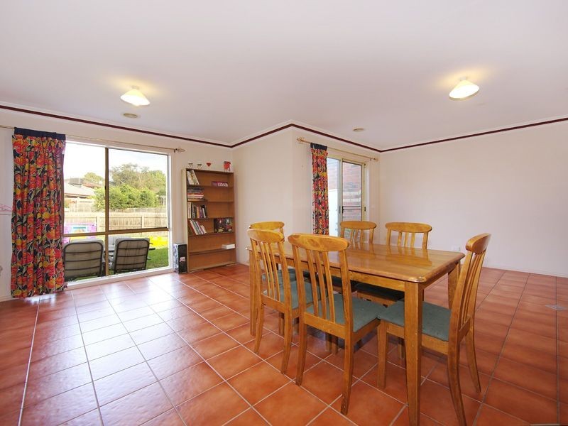 21 Bianco Crt, Langwarrin VIC 3910