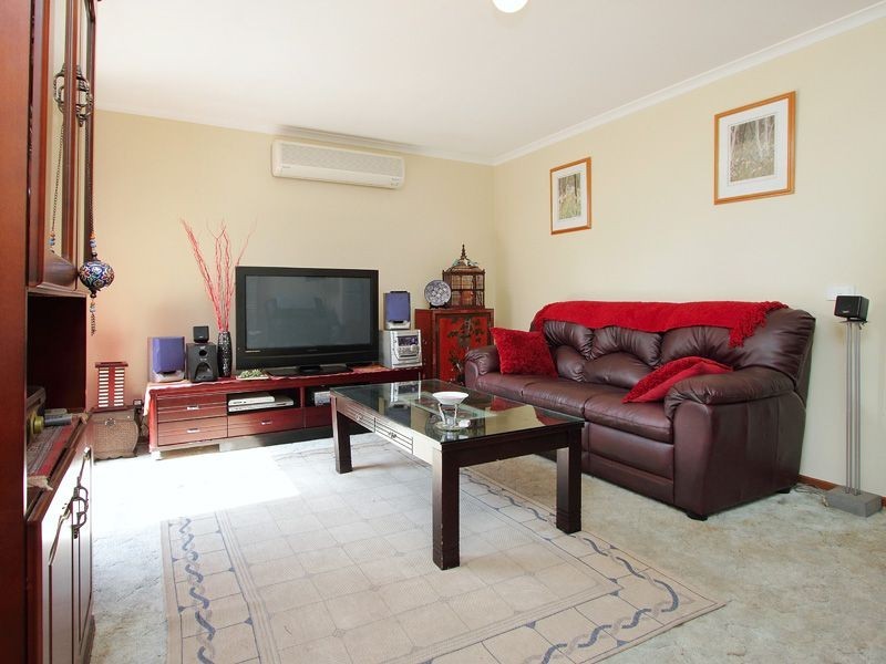 2/6 Bevnol Rd, Langwarrin VIC 3910