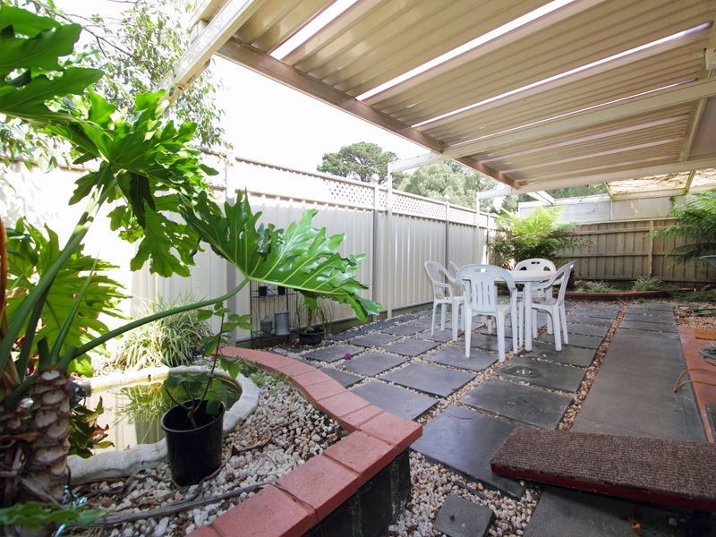 2/6 Bevnol Rd, Langwarrin VIC 3910