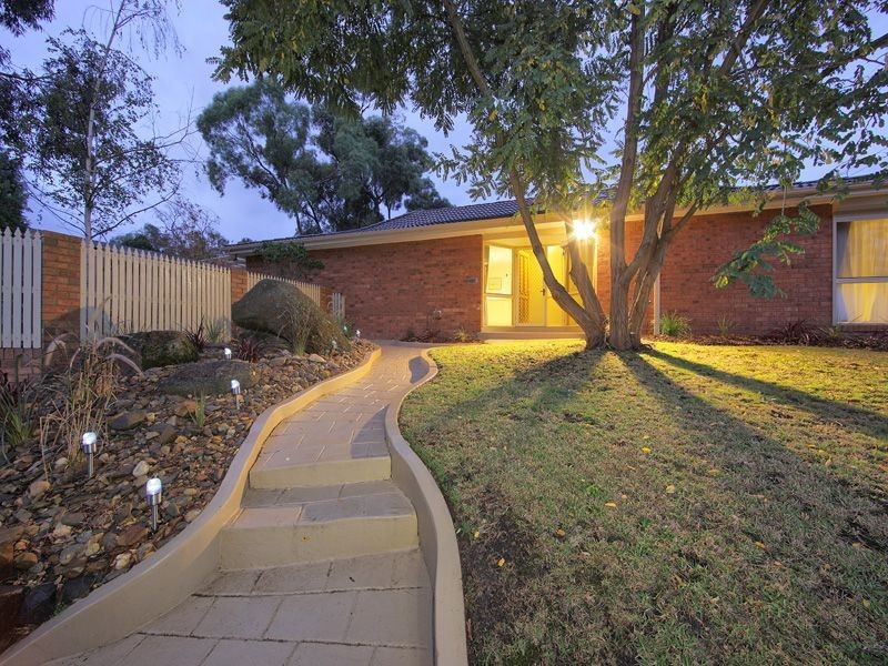 1 Chatswood Avenue, Langwarrin VIC 3910