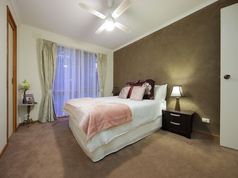 1 Chatswood Avenue, Langwarrin VIC 3910