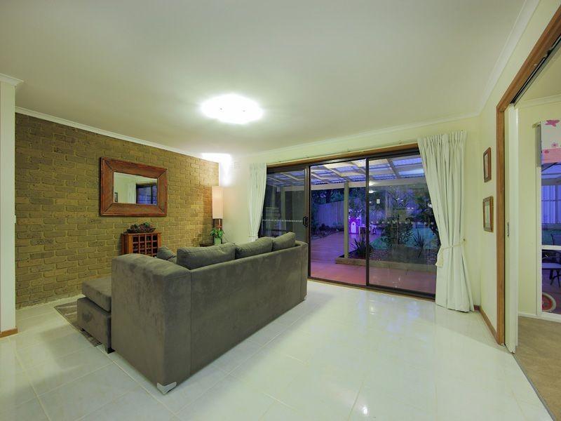 1 Chatswood Avenue, Langwarrin VIC 3910